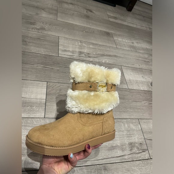 🤎Beautiful GUESS boot🤎 - Picture 8 of 9